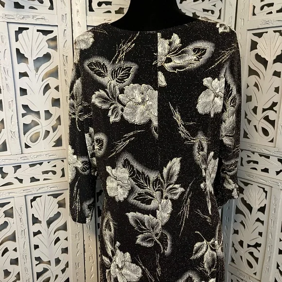 ROBBIE BEE SPECTACULAR SPARKLY BLACK WITH WHITE & GOLD ACCENTS FANCY MIDI DRESS - Picture 9 of 14